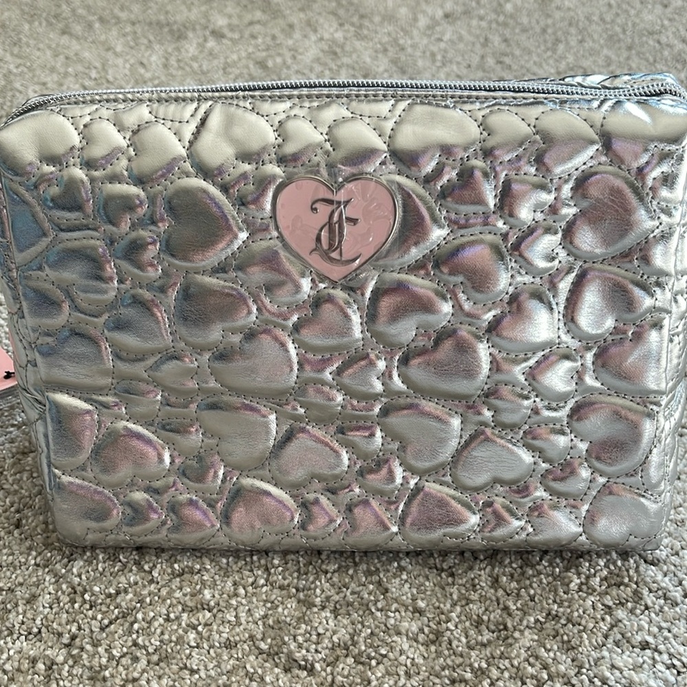 NWT Juicy Couture Silver Heart Makeup Bag.
